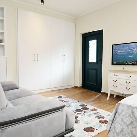 Appartamento Urban Escape For Two In Cattaro Esterno foto