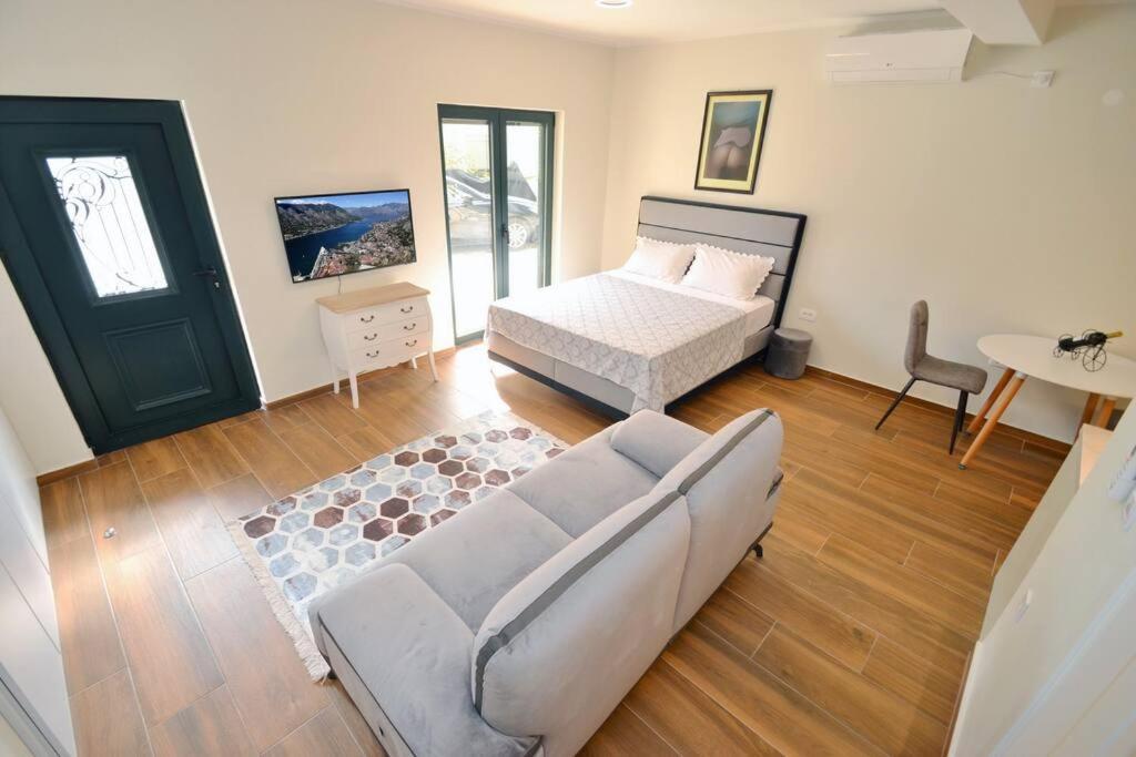 Appartamento Urban Escape For Two In Cattaro Esterno foto