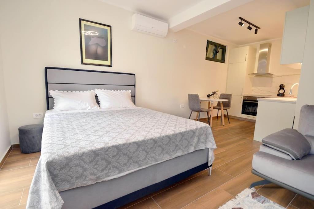 Appartamento Urban Escape For Two In Cattaro Esterno foto