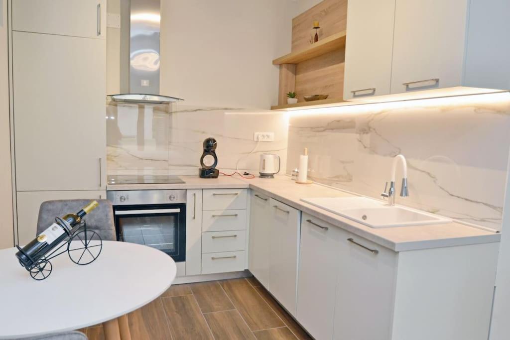 Appartamento Urban Escape For Two In Cattaro Esterno foto